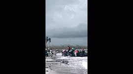 Nicaraguan locals evacuate from coastal area hours before Hurricane Iota struck