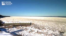 Dancing Ice in the Bay of Fundy
