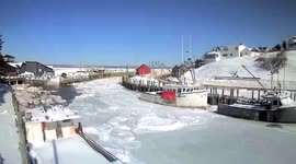 Icy spring tide in the Bay of Fundy