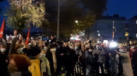 Thousands raise their phones to denounce a law that would ban filming police officers