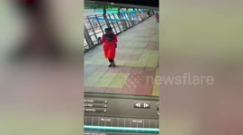 Masked assailant stabs local on busy railway station in western India