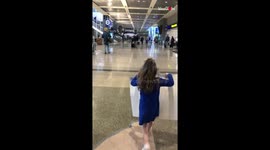Daughters Met Their Military Dad First Time in 5 Months