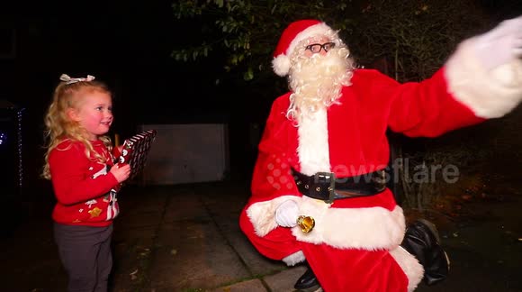 Residents in UK city 'save Christmas' by delivering presents to kids