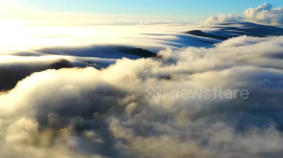 Stunning hyperlapse of freezing fog over Ireland