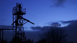 Jupiter And Saturn Planet Conjunction Time Lapse - Dec 8th 2020