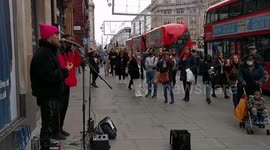 1_Spreading Christmas Joy On Streets Of London