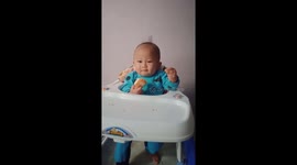 The first time baby ate bread