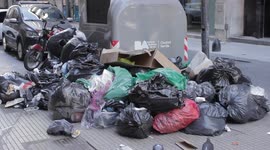 Up to 40% more garbage is discarded during the end-of-year holidays