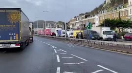 UK: Over 1500 Trucks Stuck In Kent After French Borders Closed