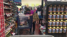 Christmas shopping in a supermarket in México City