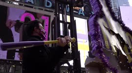 Good Riddance Day for 2020 features middle finger-shaped piñata in Times Square
