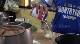 70-year-old Islamic tea shop serves up traditional style Arabic coffee in Bangkok