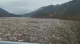 Islands of litter floating on Serbian lake poses threat to Balkan hydropower plants