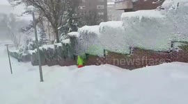 Newsflare Edit - Spain: Skiers Take To Madrid Streets As Filomena Brings Heavy Snowfall 3