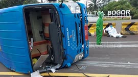 Car carrying a Covid-19 patient had an accident on a toll road in Bogor, West Java Indonesia