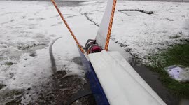 UK man uses model jet's engine to melt snow on his driveway