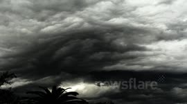 Erie cumulonimbus underbelly waves and swirls timelapse V03167