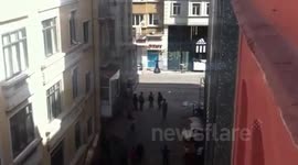 Gezi parki dayanismasina polis gazi!