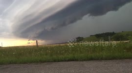 Shelf Cloud Storm Rolling in on Time-lapse Video