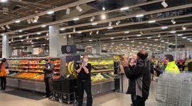 UK store stops and claps for Captain Sir Tom Moore