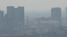 Air pollution reaches dangerous levels in Bangkok as smog covers city