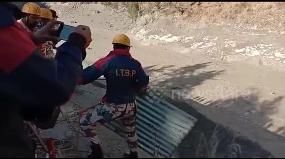 Indian rescuers begin search for survivors after glacier disaster