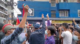 Myanmar military coup sparks mass protests across Yangon as residents demand return of Aung San Suu Kyi