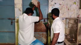 Crowd gathers to rescue man trapped in toilet for twenty minutes in southern India