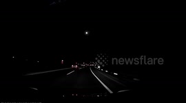 방향지시등 점등없이 느린속도로 끼어든 운전자