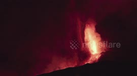 Mount Etna sprays large fountain of lava as eruptions continue