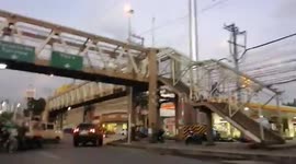 Residents run for cover during shooting at shopping mall in the Philippines