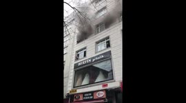 Istanbul house fire forces mother to drop children from third-floor window