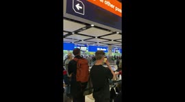 Heathrow Immigation Queues