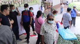 Anti-establishment protesters clash with monarchy supporters in Thailand