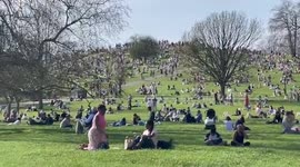 UK: People In London Enjoy Warm Weather Outside After Months Of Lockdown 2