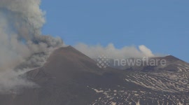 Etna Eruption 01 April 14/14