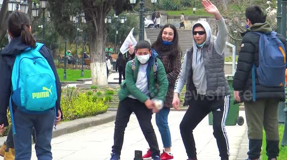 Selfie-taking man startles people on streets in crazy TikTok prank