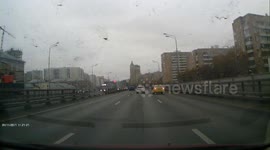 'Reversing Car Smashes Right into the Vehicle Behind it (Moscow)'