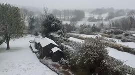 UK: Snow Blankets England As Outdoor Hospitality Reopens With Lockdown Lift 2