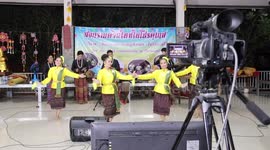 Thai dancers perform traditional show for their countrymen in Portugal struggling with Covid-19