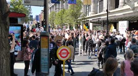 Thousands of anti lockdown protestors descend on London