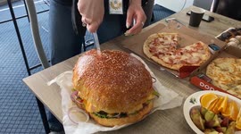 Monster meat mountain of Minsk: Giant burger greets guest organizer