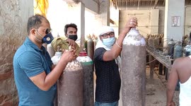 India struggles to cope with oxygen crisis in the midst of a deadly second COVID wave