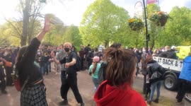 Kill The Bill in London - protesters dance 2 - May Day (01.05.2021)