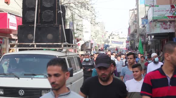 Gaza: mass demonstration in support of Jerusalem and condemning the attacks on Al-Aqsa Mosque