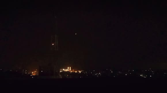 The Palestinian resistance fires dozens of rockets in response to the crimes of the occupation in Jerusalem