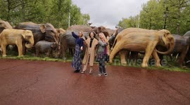 Joanna Lumley Makes The Press Smell Nice