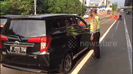 Situation on the roads of West Cikarang, Indonesia during homecoming ban