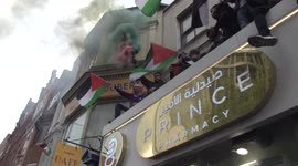 Thousands of Palestine supporters rally in London near Embassy of Israel