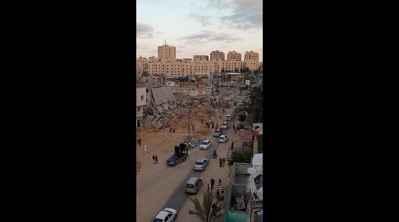 Gaza City erupts in celebrations following ceasefire deal with Hamas